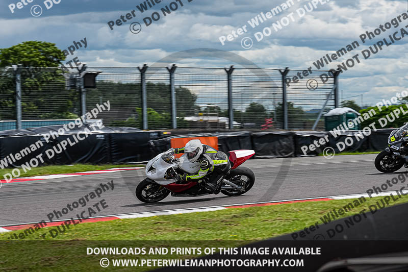 donington no limits trackday;donington park photographs;donington trackday photographs;estoril;event digital images;motorbikes;no limits;no limits trackdays;peter wileman photography;portugal;trackday;trackday digital images;trackday photos